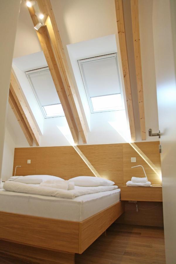 Apartment Jurijana - New 4-Bedroom Triplex With Sauna & Garden Бохінь Екстер'єр фото