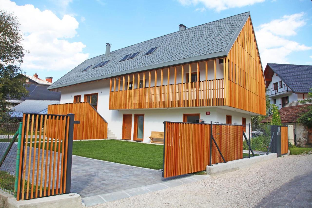 Apartment Jurijana - New 4-Bedroom Triplex With Sauna & Garden Бохінь Екстер'єр фото