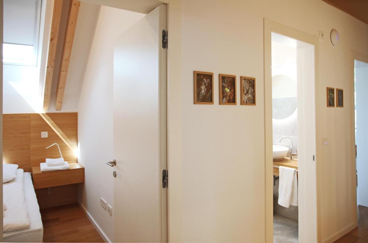 Apartment Jurijana - New 4-Bedroom Triplex With Sauna & Garden Бохінь Екстер'єр фото