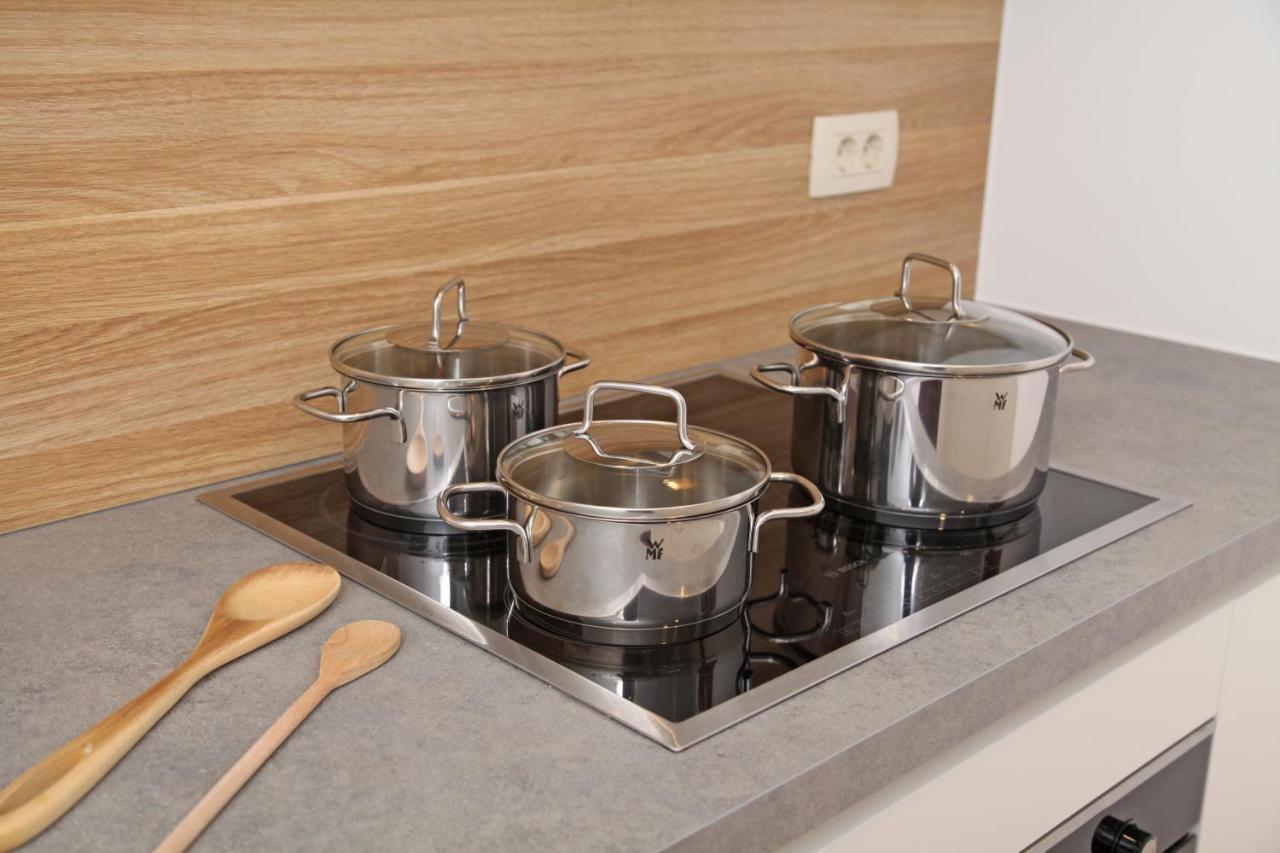 Apartment Jurijana - New 4-Bedroom Triplex With Sauna & Garden Бохінь Екстер'єр фото
